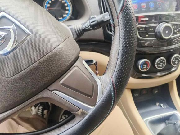 [杭州·粤J] 二手宝骏宝骏7302014款 1.5L 手动舒适型 7座