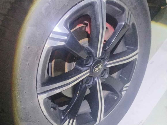 [深圳·粤B] 二手比亚迪比亚迪e32020款 高续航版 耀·豪华型