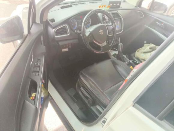 [广州·粤A] 二手铃木锋驭2015款 1.6L CVT两驱精英型