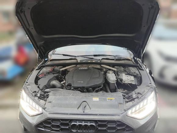 [苏州·苏U] 二手奥迪奥迪A4L2022款 45 TFSI quattro 臻选动感型