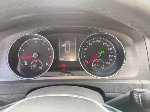 [无锡·苏B] 二手大众高尔夫2015款 1.4TSI 自动豪华型
