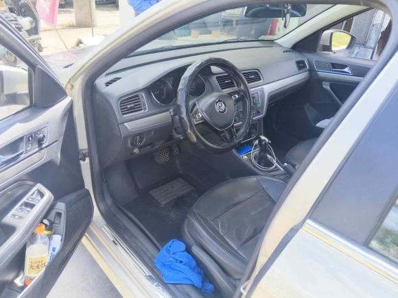 [上海·沪C] 二手大众朗逸2017款 1.6L 自动舒适版