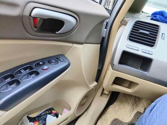 [西安·陕U] 二手本田思域2006款 1.8L 自动经典版