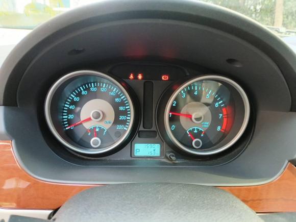 [上海·鲁K] 二手别克凯越2013款 1.5L 自动尊享型