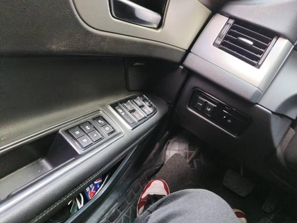 [上海·沪C] 二手捷豹捷豹XFL2019款 XFL 2.0T 200PS 两驱精英版