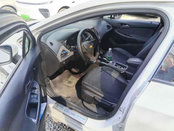 [佛山·粤Y] 二手雪佛兰科鲁兹2017款 1.5L 自动先锋天窗版