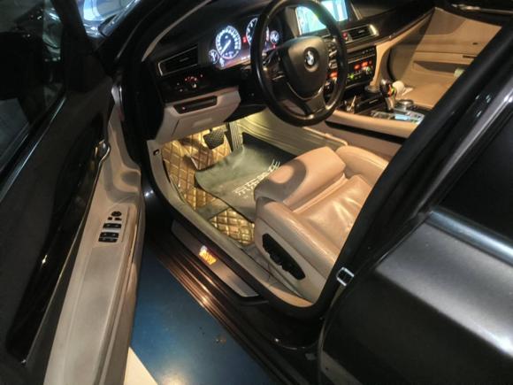 [广州·粤A] 二手宝马宝马7系2013款 740Li 领先型