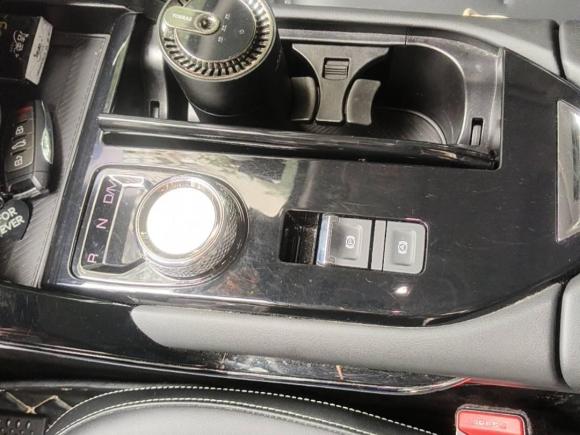 [武汉·鄂A] 二手哈弗哈弗H62022款 第三代 1.5T 自动两驱Max