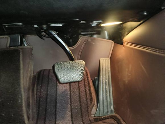 [济南·鲁A] 二手宝马宝马5系2014款 525Li 豪华设计套装