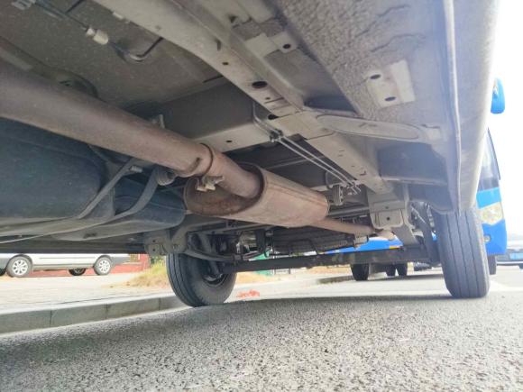 [宁波·浙B] 二手上汽大通MAXUS新途V802019款 2.5T经典款6挡手动傲运通改款短轴中顶5/6座