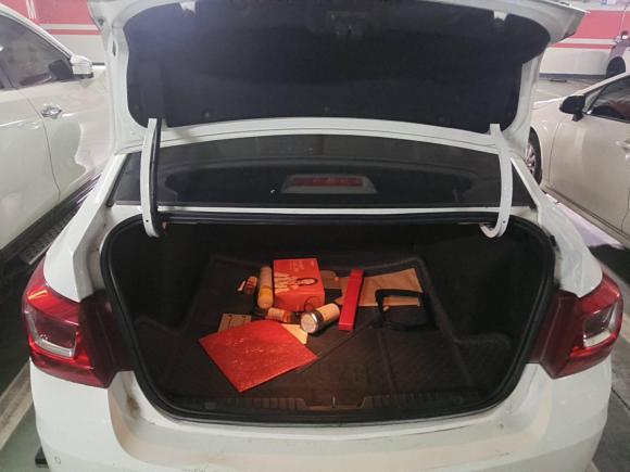 [武汉·鄂A] 二手雪佛兰科鲁兹2015款 1.5L 经典 SE AT