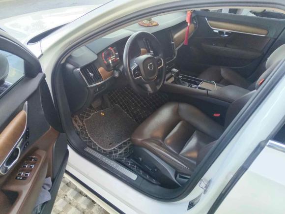 [南昌·赣A] 二手沃尔沃沃尔沃S902019款 T5 智逸版