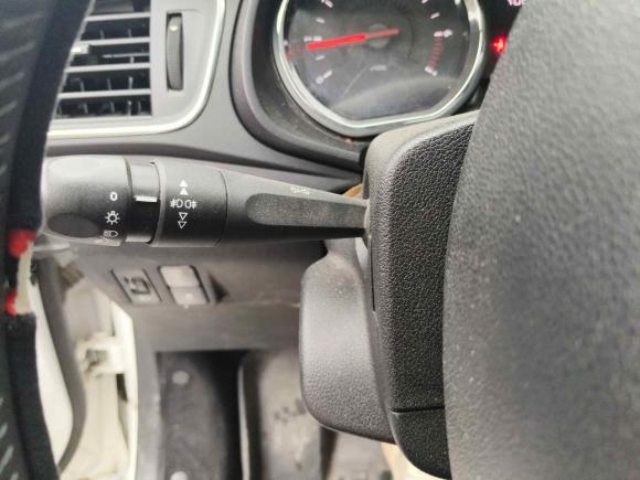 [武汉·鄂A] 二手雪铁龙雪铁龙C3-XR2015款 1.6L 自动先锋型