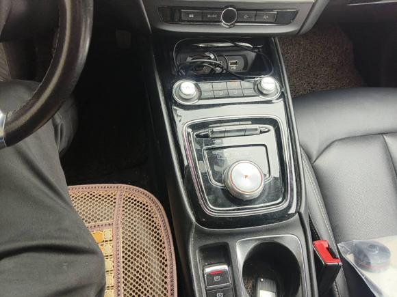 [上海·沪A] 二手荣威荣威Ei52018款 互联网豪华版