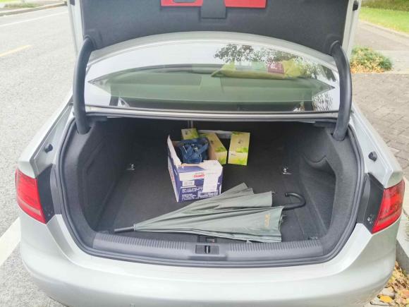 [南京·沪F] 二手奥迪奥迪A4L2012款 2.0 TFSI 自动舒适型