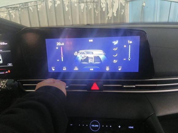 [义乌·豫N] 二手现代伊兰特2021款 1.5L CVT LUX尊贵版