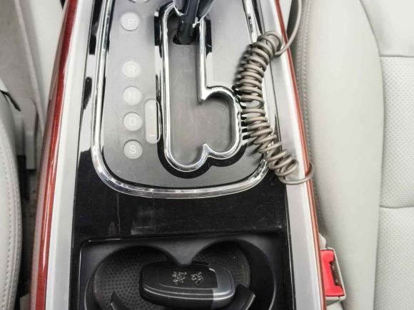 [上海·沪F] 二手红旗红旗H72015款 2.0T 豪华型