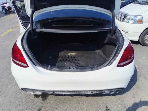 [南京·苏A] 二手奔驰奔驰C级2018款 C 180 L 时尚型运动版