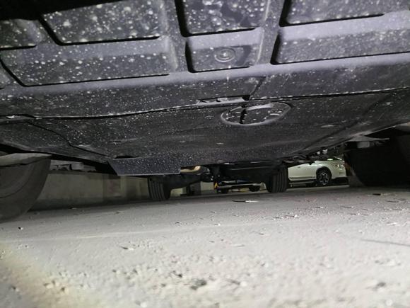 [无锡·苏B] 二手奔驰威霆2023款 2.0T 精英版 7座