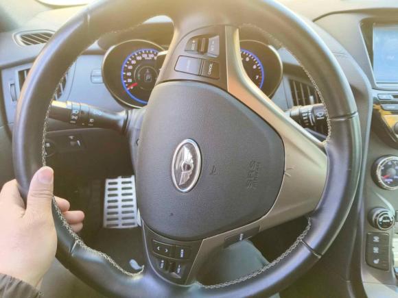 [上海·苏E] 二手现代劳恩斯-酷派2012款 2.0T 自动豪华版