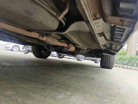 [杭州·沪C] 二手起亚狮跑2013款 2.0L 自动两驱版GLS