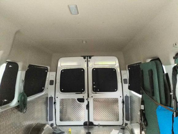 [杭州·浙A] 二手上汽大通MAXUS新途V802023款 2.0T AMT经典傲运通长轴中顶6/7/8/9座