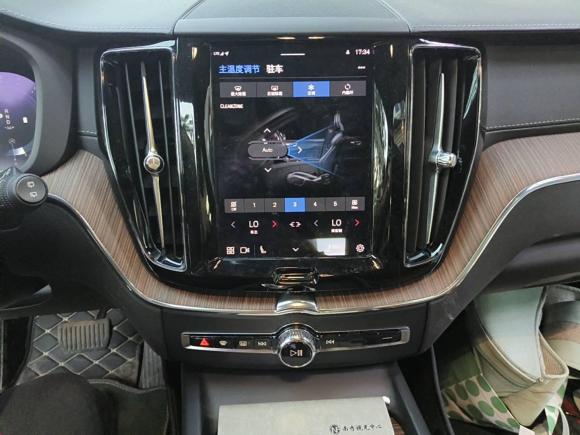 [深圳·粤L] 二手沃尔沃沃尔沃XC602023款 B5 四驱智远豪华版