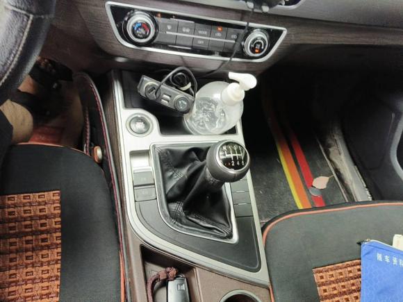 [成都·川A] 二手东风风行景逸X52017款 2.0L 手动尊享型