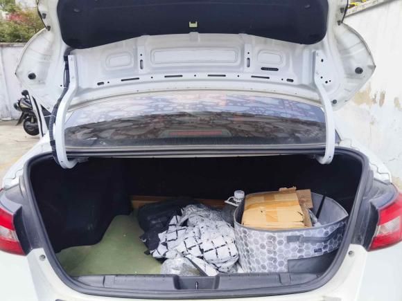 [常州·苏D] 二手奇瑞艾瑞泽52018款 1.5L 手动致敬青春版