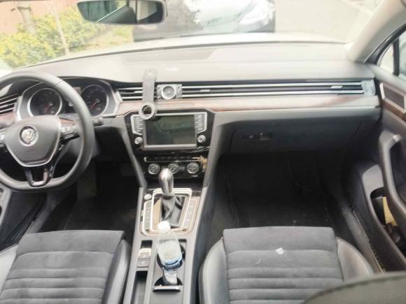 [上海·沪A] 二手大众迈腾2017款 330TSI DSG 豪华型