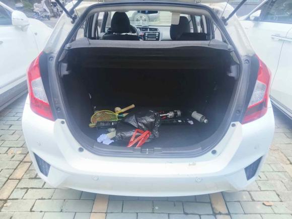 [上海·沪A] 二手本田飞度2016款 1.5L LXS CVT舒适天窗版