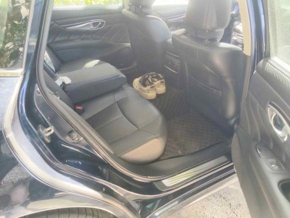 [上海·鲁U] 二手英菲尼迪英菲尼迪Q702015款 Q70L 2.5L 悦享版