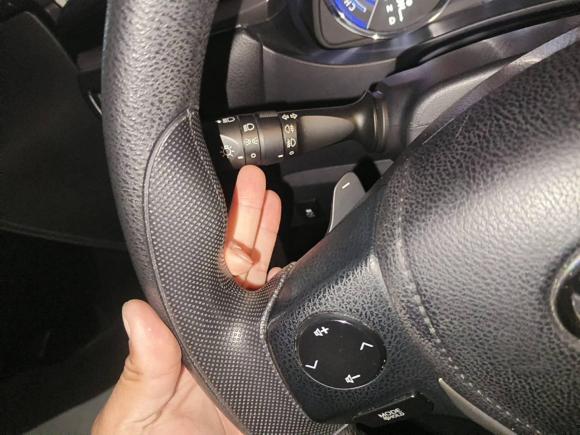 [广州·粤A] 二手丰田雷凌2016款 双擎 1.8H GS E-CVT精英天窗版