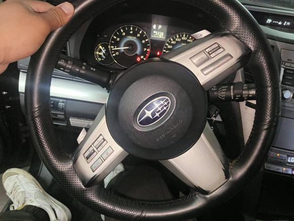 [温州·浙C] 二手斯巴鲁力狮2010款 2.0i豪华旅行版