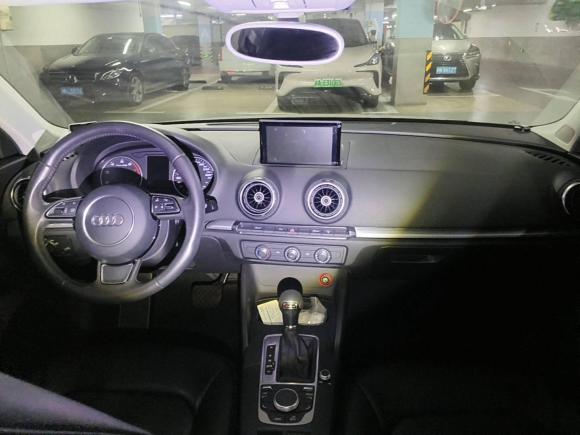 [上海·沪B] 二手奥迪奥迪A32015款 Limousine 35 TFSI 百万纪念智领型