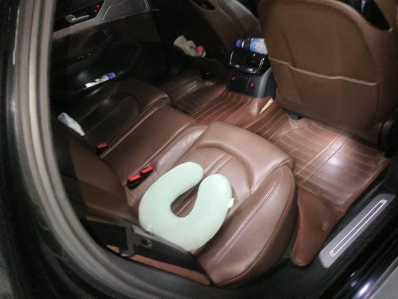 [上海·沪B] 二手奥迪奥迪A82013款 A8L 45 TFSI quattro舒适型