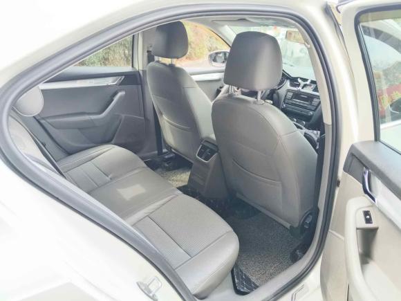 [成都·川G] 二手斯柯达明锐2015款 1.6L 手动逸杰版