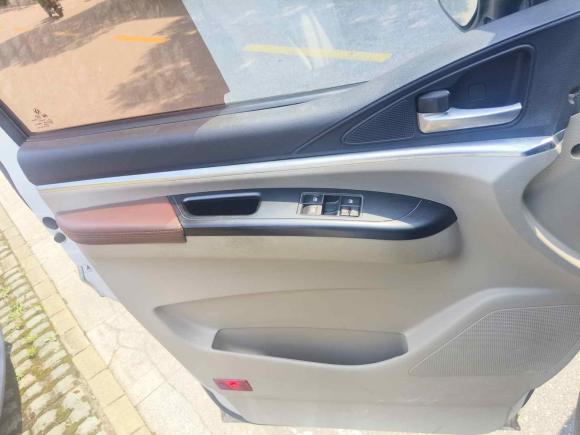 [嘉兴·浙F] 二手东风风行菱智2018款 M5 1.6L 7座豪华型