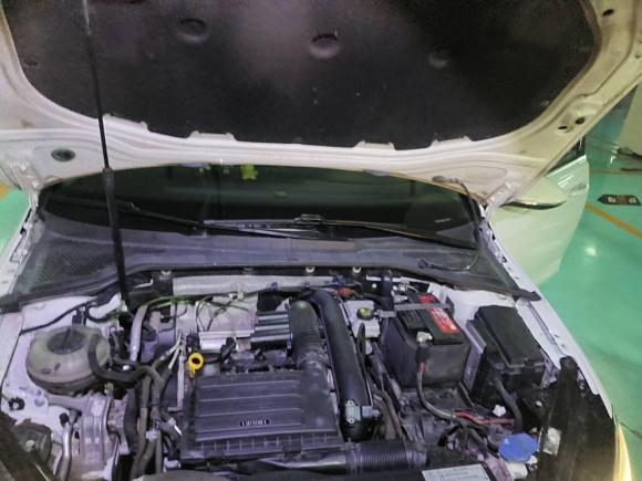 [杭州·浙A] 二手大众高尔夫2017款 230TSI 自动豪华百万辆纪念版