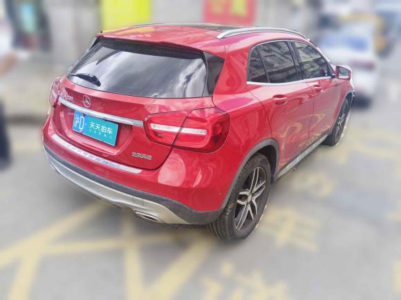 [上海·沪D] 二手奔驰奔驰GLA2016款 GLA 200 时尚型