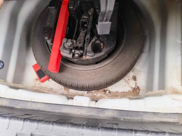 [宁波·豫M] 二手吉利汽车帝豪2017款 三厢百万款 1.5L 手动向上版