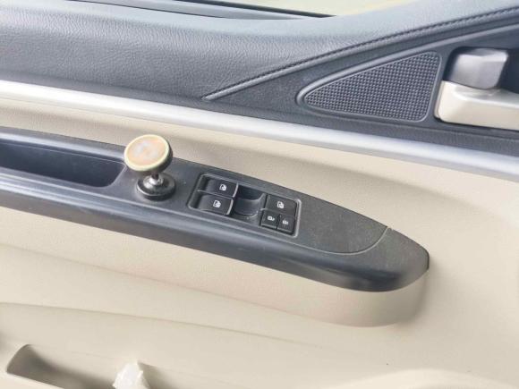 [广州·粤A] 二手东风风行菱智2019款 M5L 1.6L 7座标准型 国VI