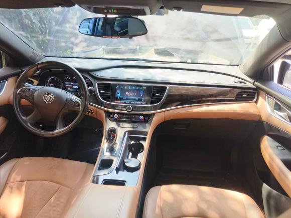 [上海·沪D] 二手别克君越2018款 28T 精英型