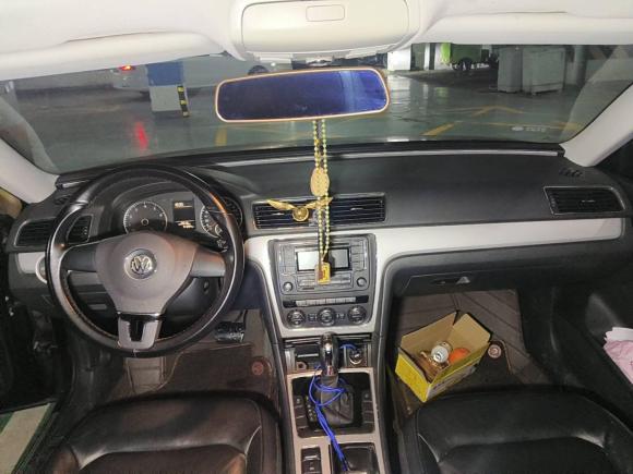 [成都·川A] 二手大众帕萨特2014款 1.8TSI DSG尊荣版