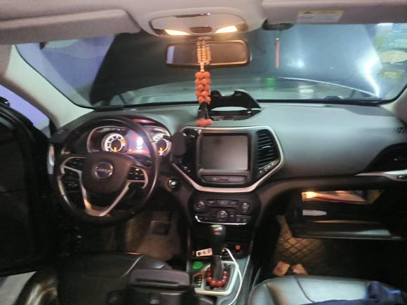 [南通·苏A] 二手Jeep自由光2016款 2.0L 优越版