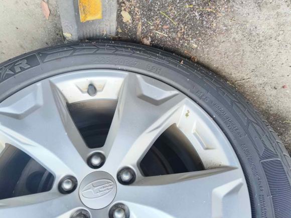 [上海·沪A] 二手斯巴鲁森林人2013款 2.5i 自动豪华版