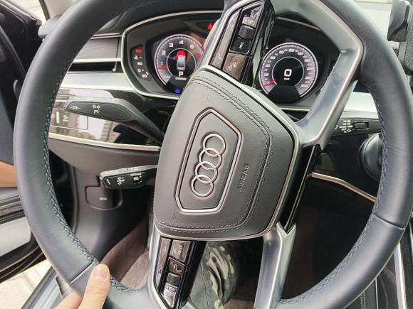 [成都·川G] 二手奥迪奥迪A82022款 A8L Horch创始人版 传奇型