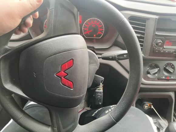 [无锡·苏B] 二手五菱汽车五菱宏光V2021款 1.5L劲取版LAR