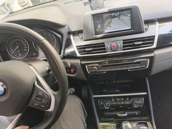 [上海·沪D] 二手宝马宝马2系旅行车2016款 218i 运动设计套装