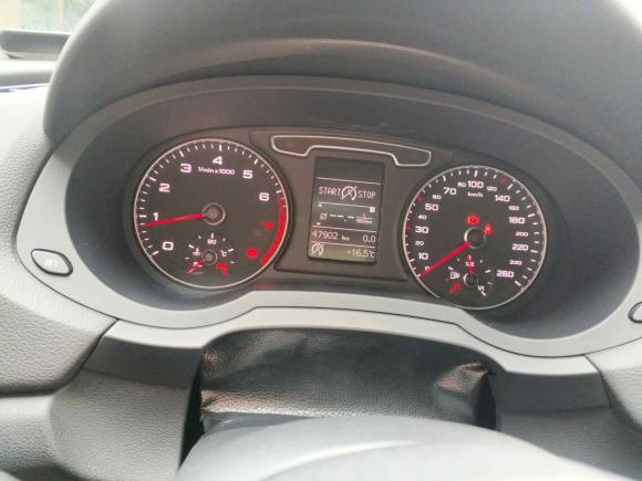 [上海·沪C] 二手奥迪奥迪Q32015款 35 TFSI 舒适型